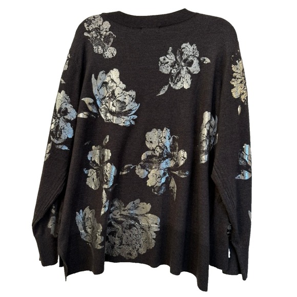NWT Women's Size 2X Cupio Grey Silver Foil Floral Print Round Neck Sweater - Picture 2 of 9